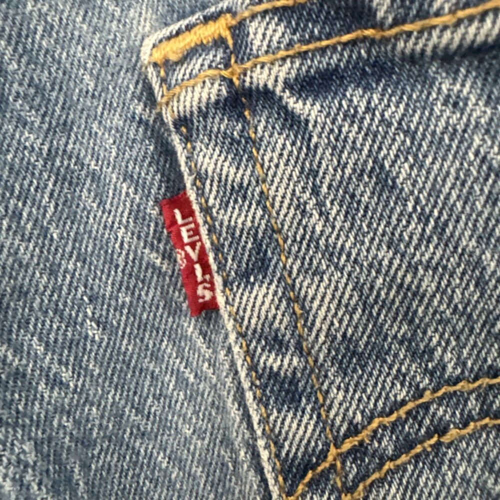 Levis Premium Wedgie Jeans Women's 27 (27.5 x 27) Blue Denim Button Fly Big E - Picture 9 of 15